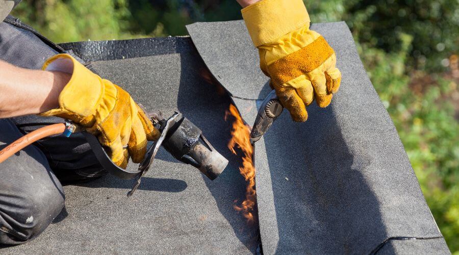 Professional gutter cleaning in Whipple, OH